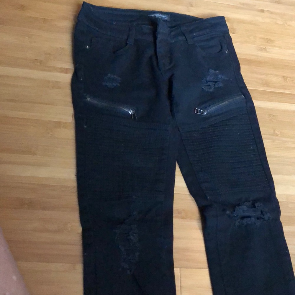 Twenty one black jeans size 1/2